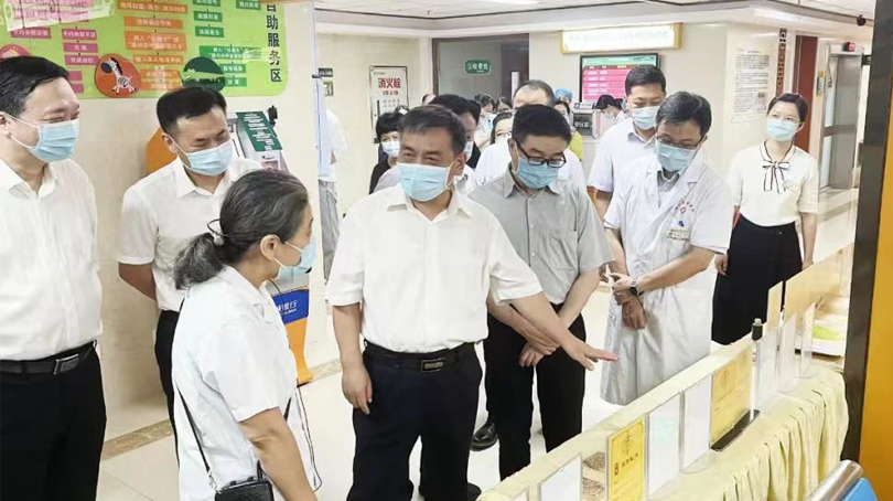 閆樹(shù)江赴福建、湖南調(diào)研《中醫(yī)藥法執(zhí)法檢查報(bào)告》落實(shí)情況